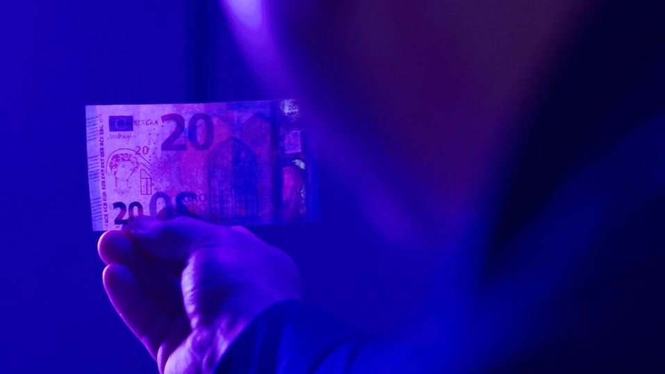 Zunahme-von-gefalschtem-Geld-im-Umlauf.jpg