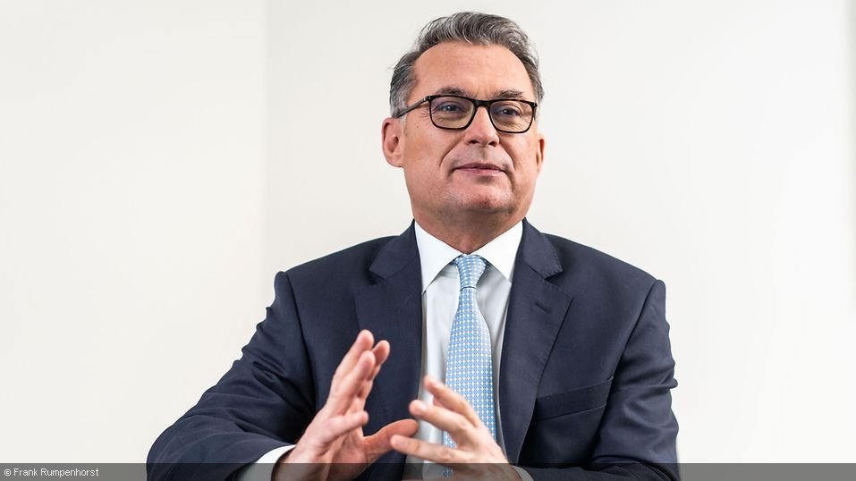 Interview-mit-Bundesbankprasident-Joachim-Nagel-uber-Inflation-Renten-und-den.jpg